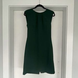 Size 10 H&M fitted dress - forest green